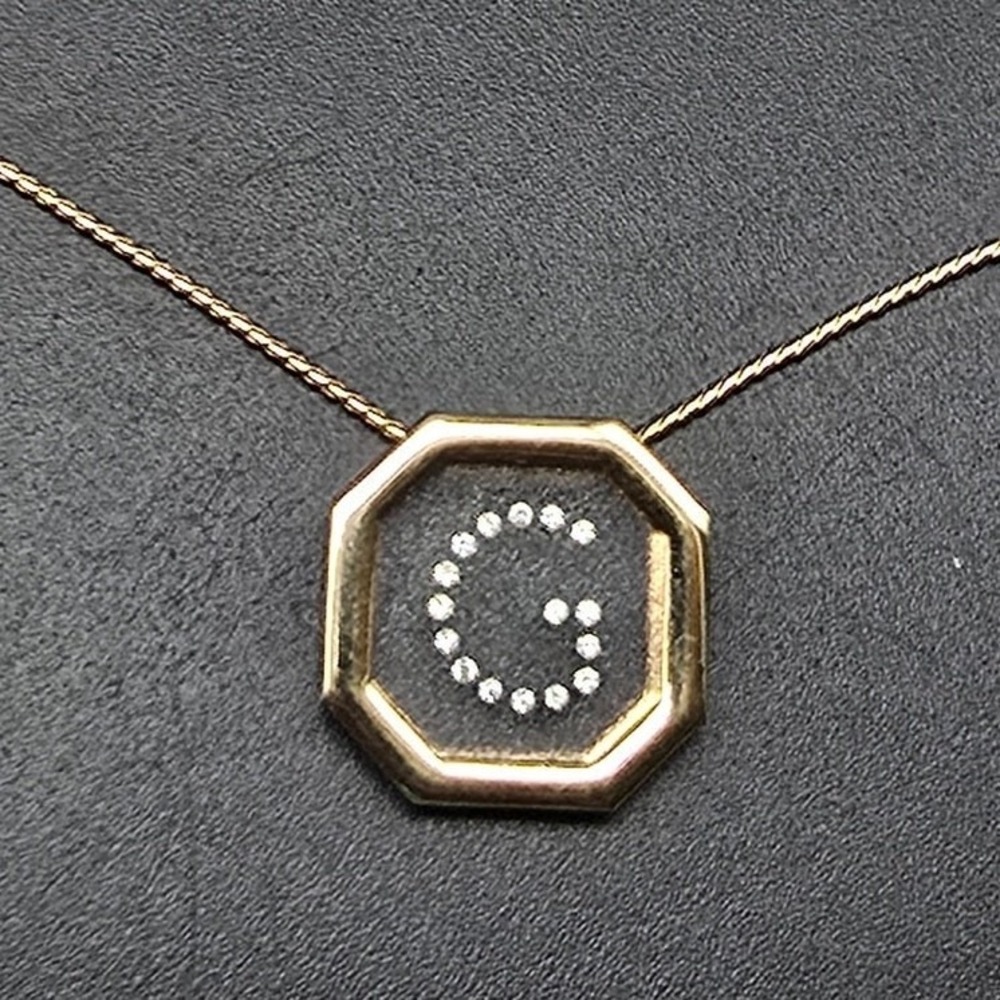 Avon Letter G Rhinestone Pendant Necklace Gold Tone Initial Jewelry